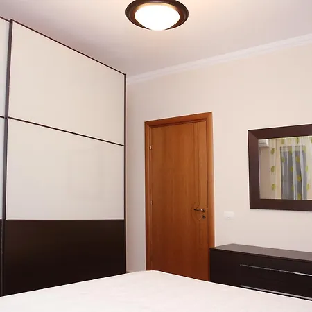 Apartment Nomelia Apartament *