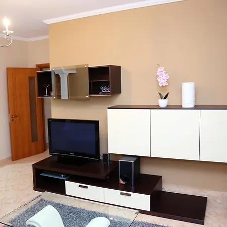 Nomelia Apartament Apartment