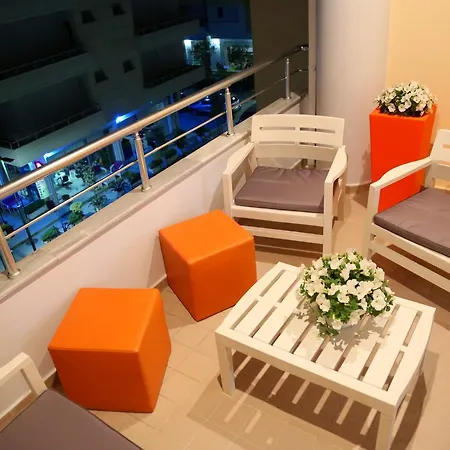 Nomelia Apartament *