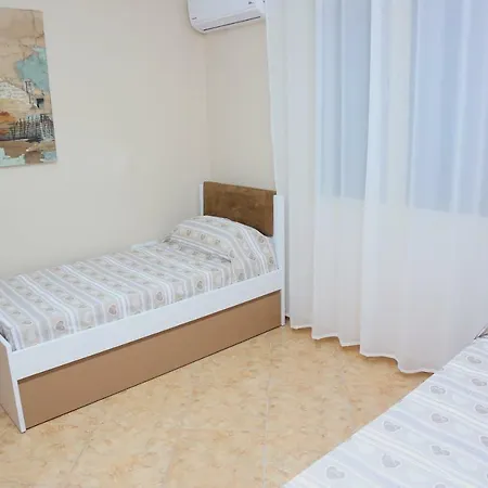 Apartment Nomelia Apartament *
