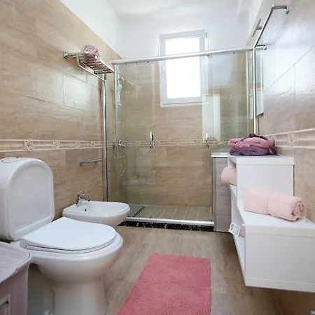 Nomelia Apartament Apartment